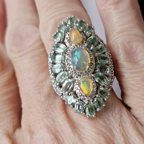 Victoria Wieck Sterling Silver Ethiopian Opal & Mint Kyanite Ring Sz 8! - Picture 9 of 9